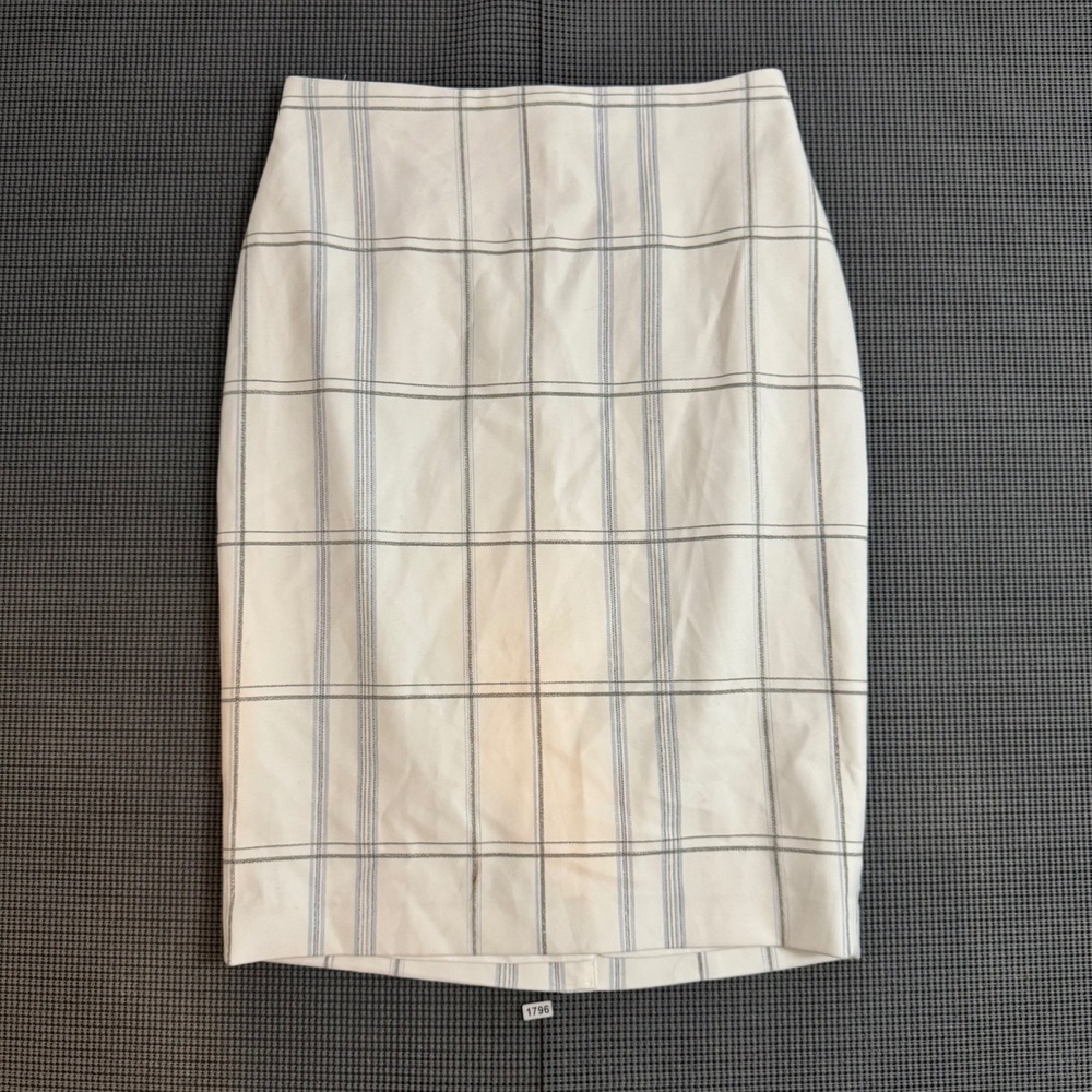 White House Black Market Plaid Pencil Skirt White Gray Blue Grid Size 8